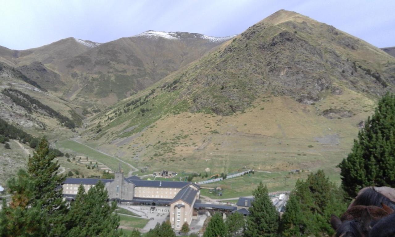 Allotjament Taga Ribes De Freser Exteriör bild